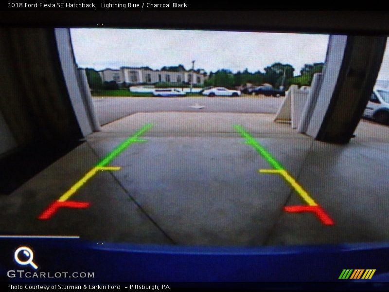 Lightning Blue / Charcoal Black 2018 Ford Fiesta SE Hatchback