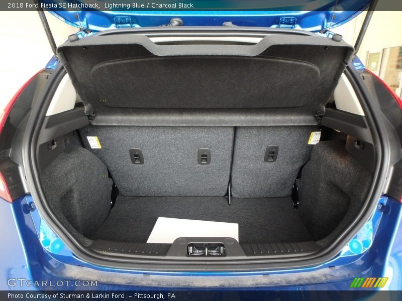 Lightning Blue / Charcoal Black 2018 Ford Fiesta SE Hatchback