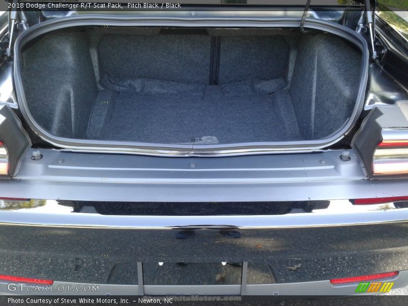 Pitch Black / Black 2018 Dodge Challenger R/T Scat Pack