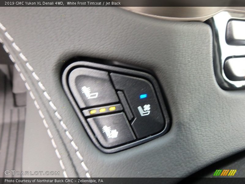 Controls of 2019 Yukon XL Denali 4WD