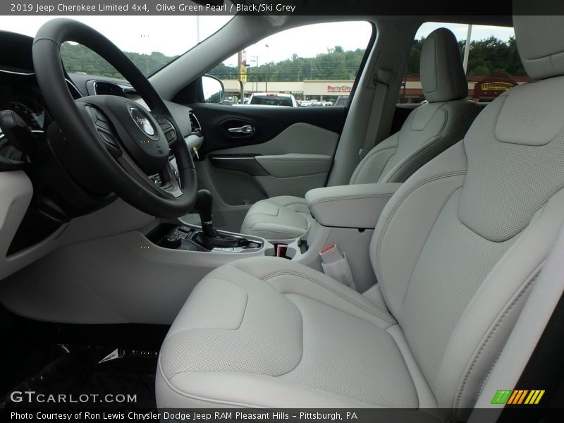 Olive Green Pearl / Black/Ski Grey 2019 Jeep Cherokee Limited 4x4