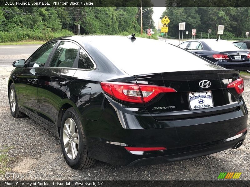 Phantom Black / Beige 2016 Hyundai Sonata SE