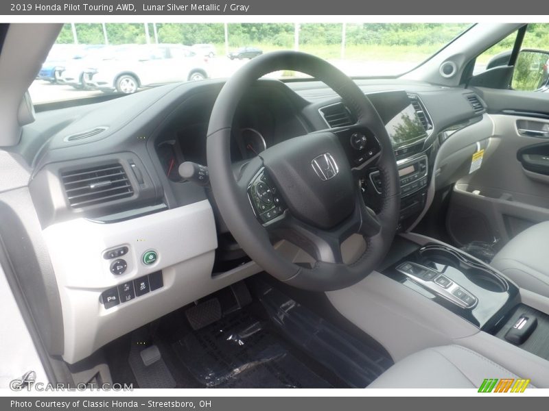 Lunar Silver Metallic / Gray 2019 Honda Pilot Touring AWD