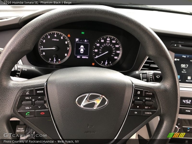 Phantom Black / Beige 2016 Hyundai Sonata SE