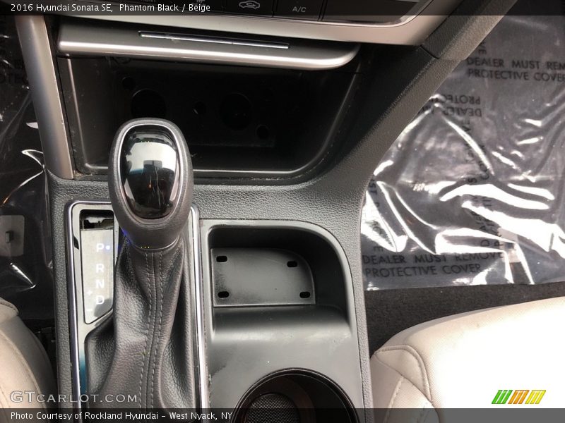Phantom Black / Beige 2016 Hyundai Sonata SE