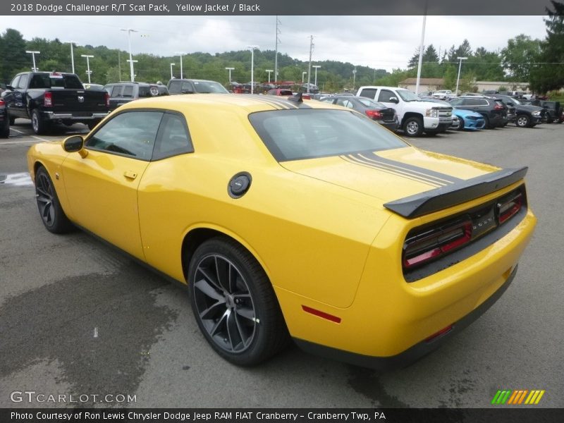 Yellow Jacket / Black 2018 Dodge Challenger R/T Scat Pack