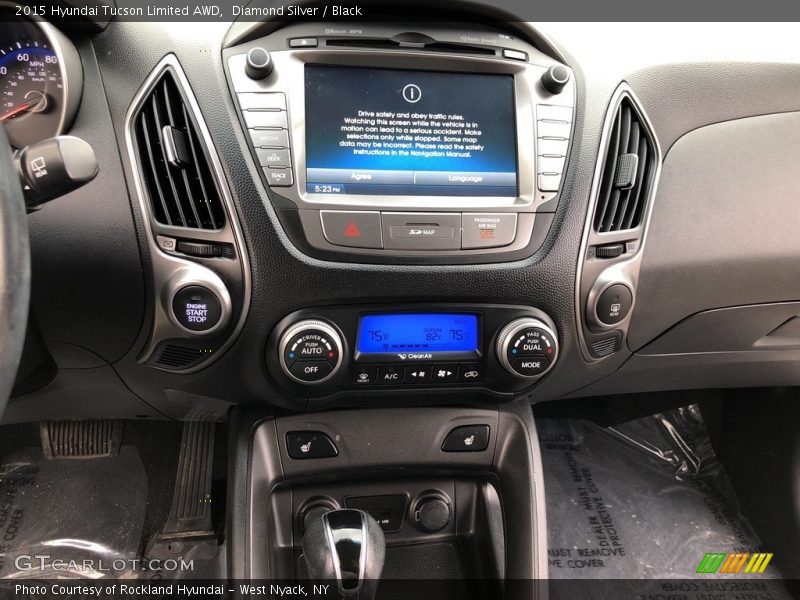 Diamond Silver / Black 2015 Hyundai Tucson Limited AWD