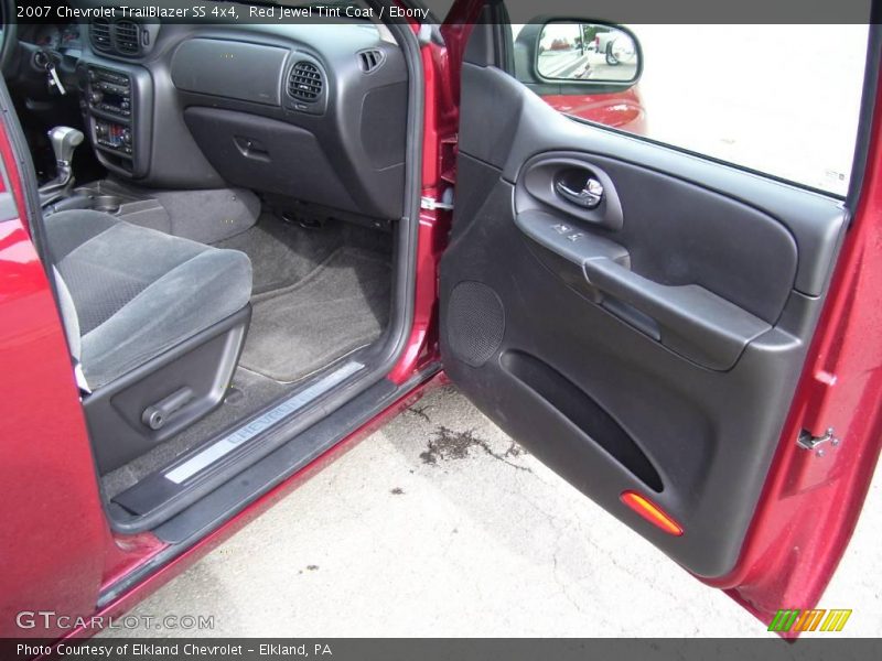 Red Jewel Tint Coat / Ebony 2007 Chevrolet TrailBlazer SS 4x4