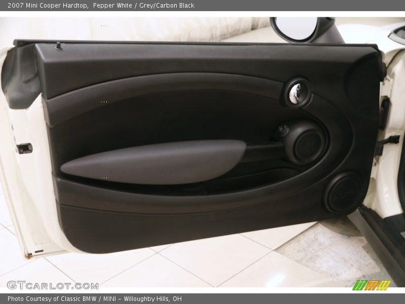 Pepper White / Grey/Carbon Black 2007 Mini Cooper Hardtop