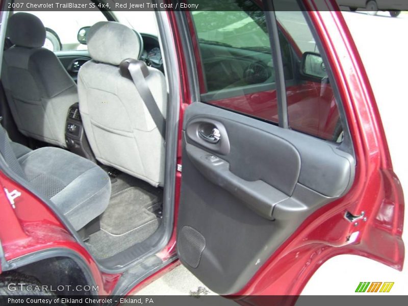 Red Jewel Tint Coat / Ebony 2007 Chevrolet TrailBlazer SS 4x4