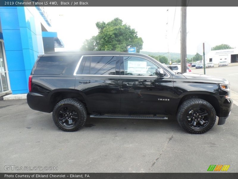 Black / Jet Black 2019 Chevrolet Tahoe LS 4WD