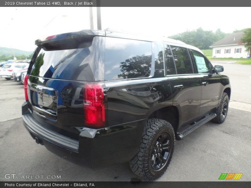 Black / Jet Black 2019 Chevrolet Tahoe LS 4WD