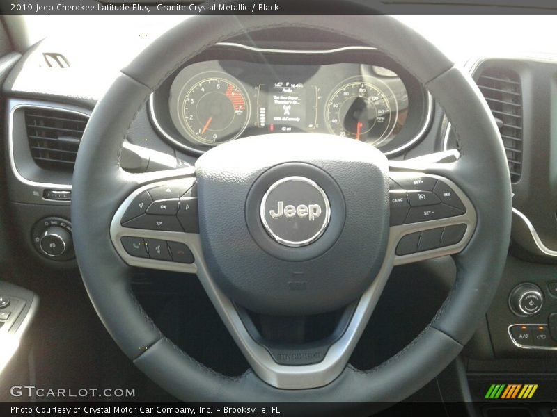Granite Crystal Metallic / Black 2019 Jeep Cherokee Latitude Plus