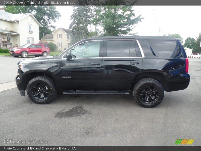 Black / Jet Black 2019 Chevrolet Tahoe LS 4WD