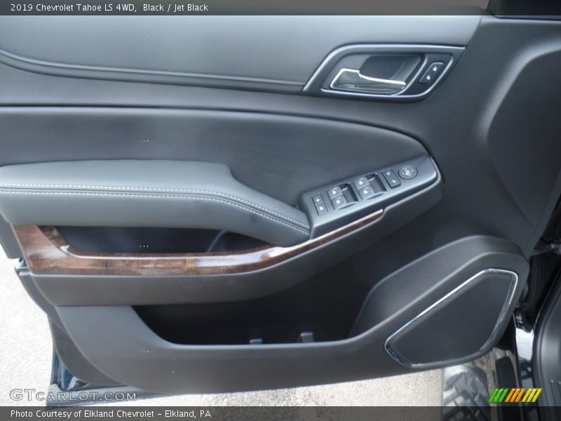 Black / Jet Black 2019 Chevrolet Tahoe LS 4WD