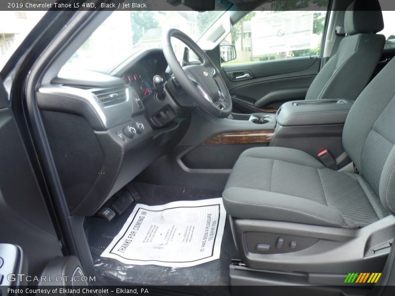 Black / Jet Black 2019 Chevrolet Tahoe LS 4WD