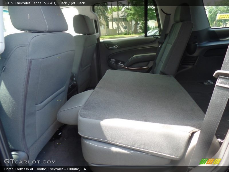 Black / Jet Black 2019 Chevrolet Tahoe LS 4WD