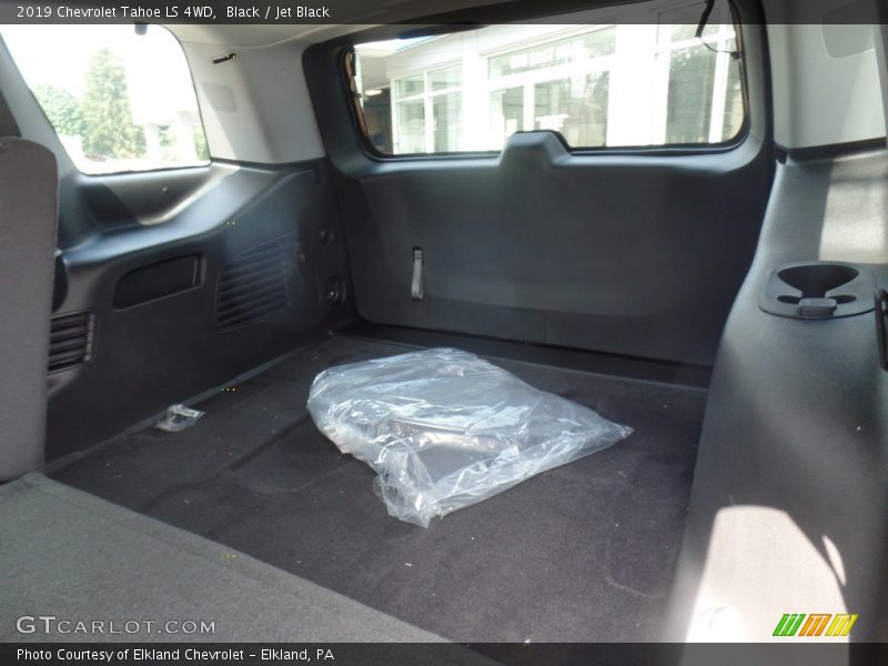 Black / Jet Black 2019 Chevrolet Tahoe LS 4WD