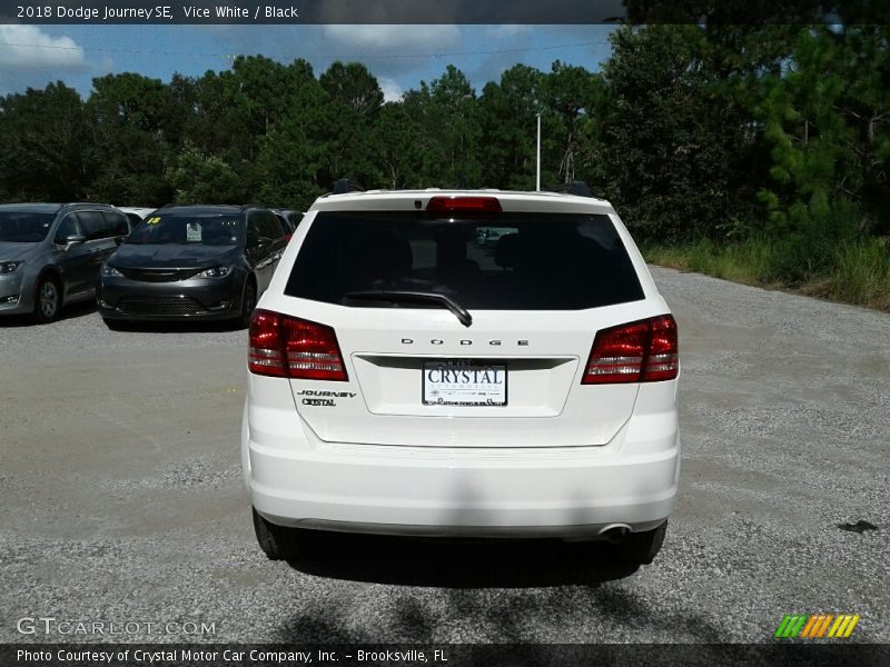 Vice White / Black 2018 Dodge Journey SE