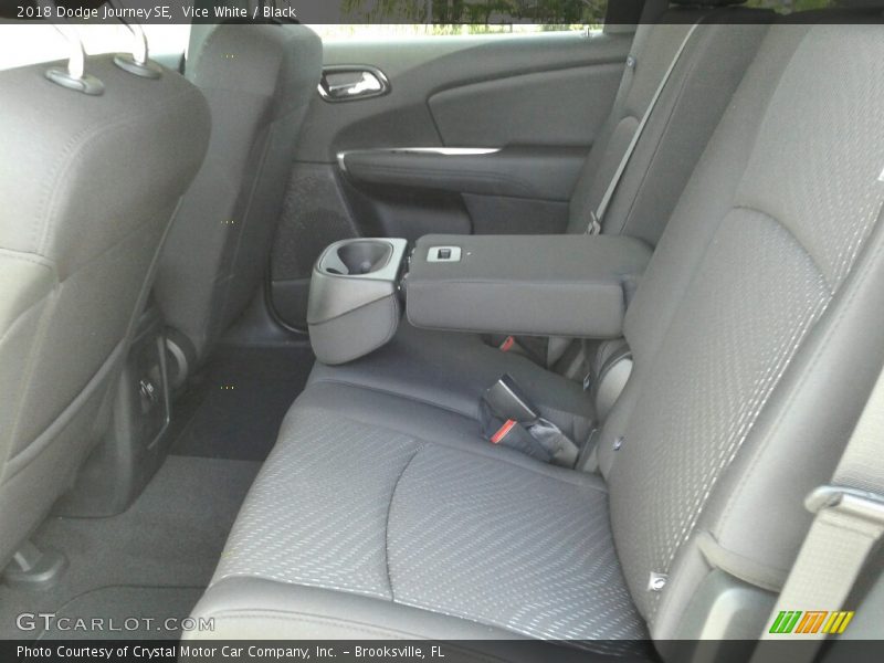 Vice White / Black 2018 Dodge Journey SE