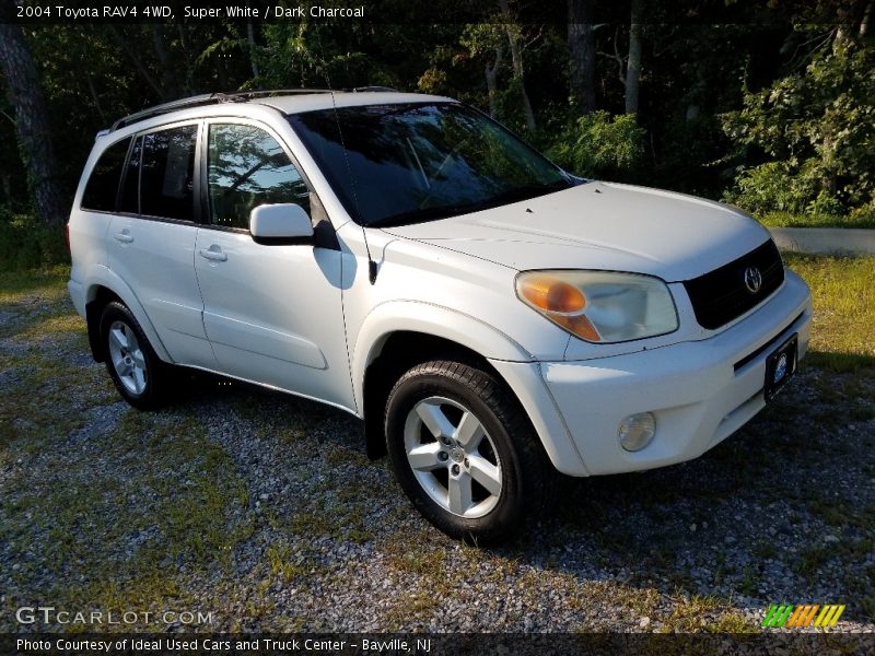 Super White / Dark Charcoal 2004 Toyota RAV4 4WD