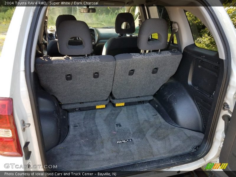 Super White / Dark Charcoal 2004 Toyota RAV4 4WD