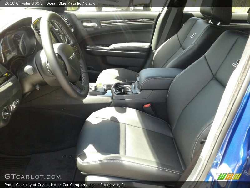 Ocean Blue Metallic / Black 2018 Chrysler 300 S