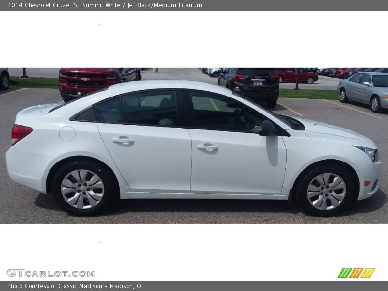 Summit White / Jet Black/Medium Titanium 2014 Chevrolet Cruze LS