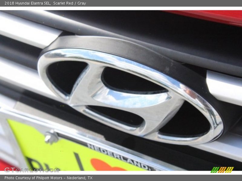 Scarlet Red / Gray 2018 Hyundai Elantra SEL