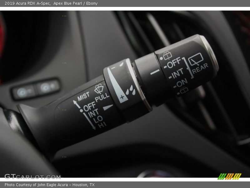 Controls of 2019 RDX A-Spec