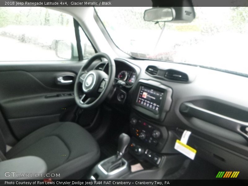 Glacier Metallic / Black 2018 Jeep Renegade Latitude 4x4