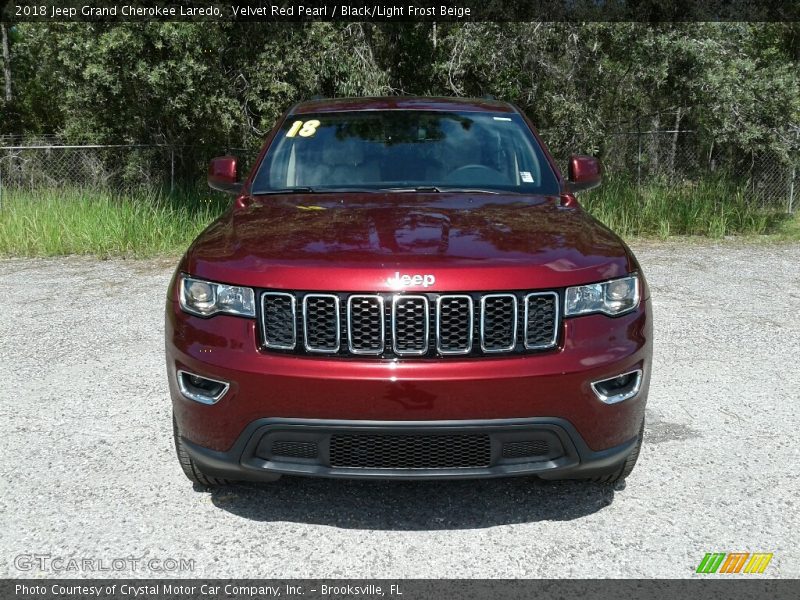 Velvet Red Pearl / Black/Light Frost Beige 2018 Jeep Grand Cherokee Laredo