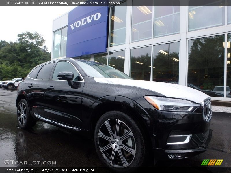 Front 3/4 View of 2019 XC60 T6 AWD Inscription