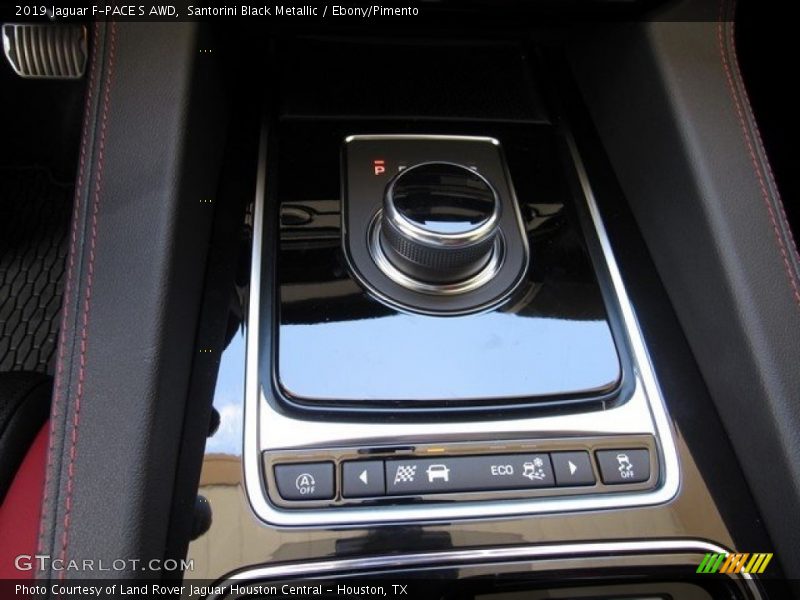  2019 F-PACE S AWD 8 Speed Automatic Shifter