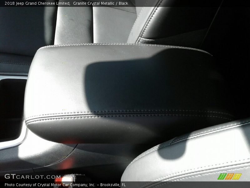 Granite Crystal Metallic / Black 2018 Jeep Grand Cherokee Limited