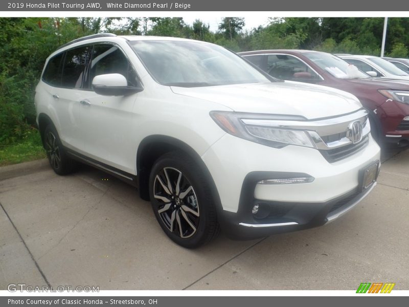 White Diamond Pearl / Beige 2019 Honda Pilot Touring AWD