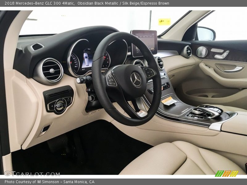 Obsidian Black Metallic / Silk Beige/Espresso Brown 2018 Mercedes-Benz GLC 300 4Matic