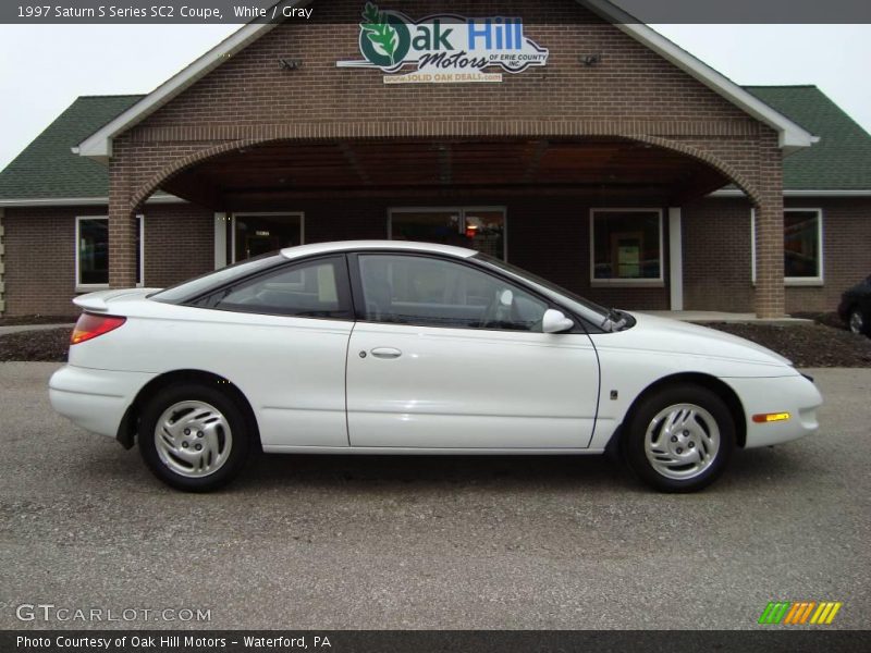 White / Gray 1997 Saturn S Series SC2 Coupe