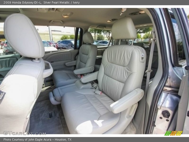 Silver Pearl Metallic / Ivory 2009 Honda Odyssey EX-L