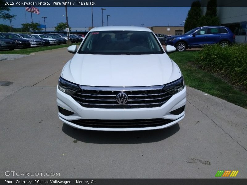 Pure White / Titan Black 2019 Volkswagen Jetta S