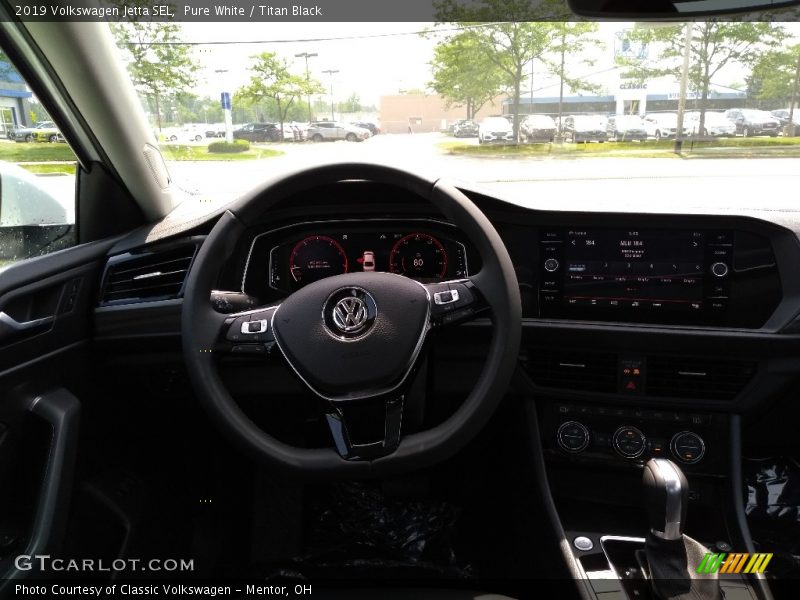 Pure White / Titan Black 2019 Volkswagen Jetta SEL