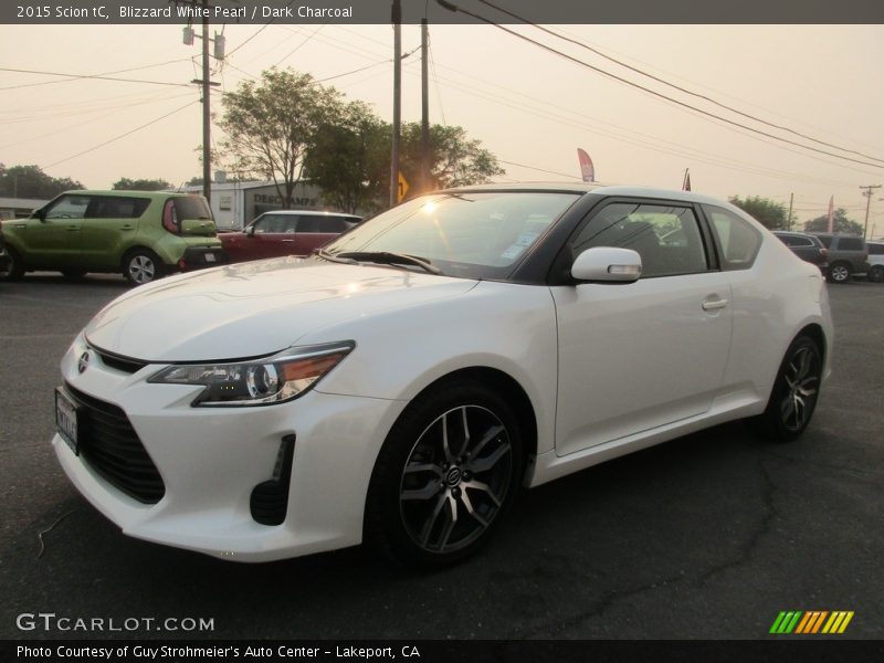 Blizzard White Pearl / Dark Charcoal 2015 Scion tC