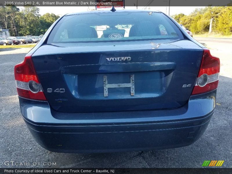 Brilliant Blue Metallic / Dark Beige/Quartz 2006 Volvo S40 2.4i