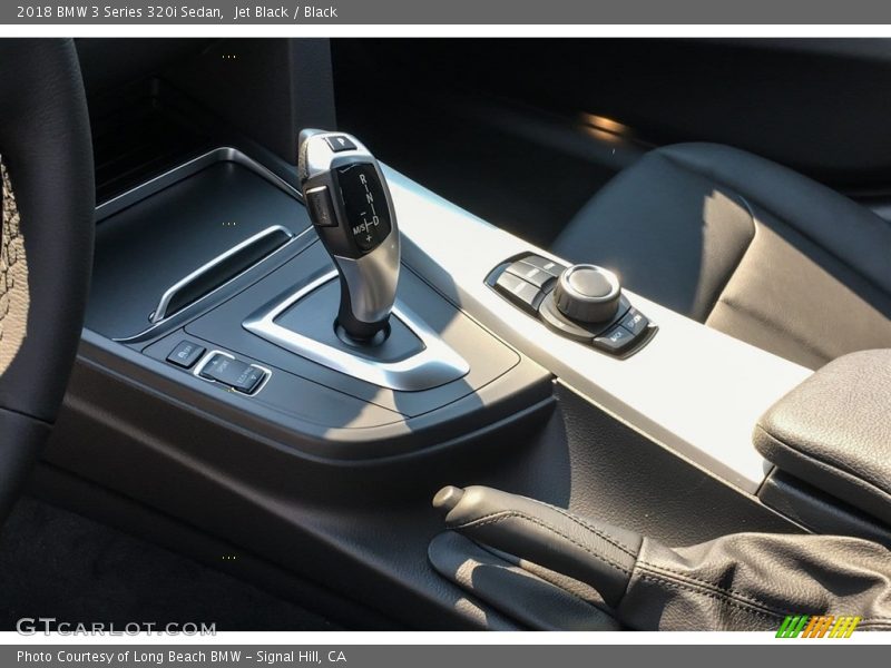 Jet Black / Black 2018 BMW 3 Series 320i Sedan