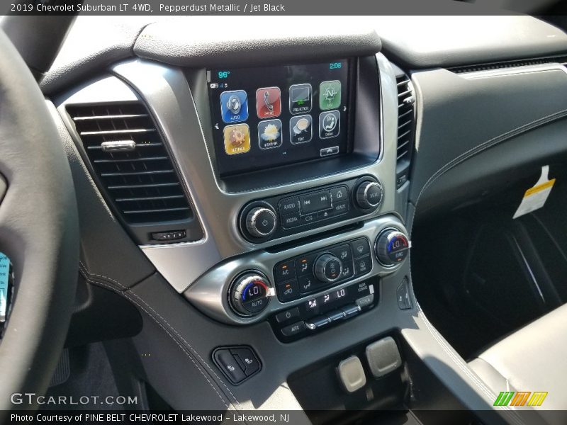 Controls of 2019 Suburban LT 4WD