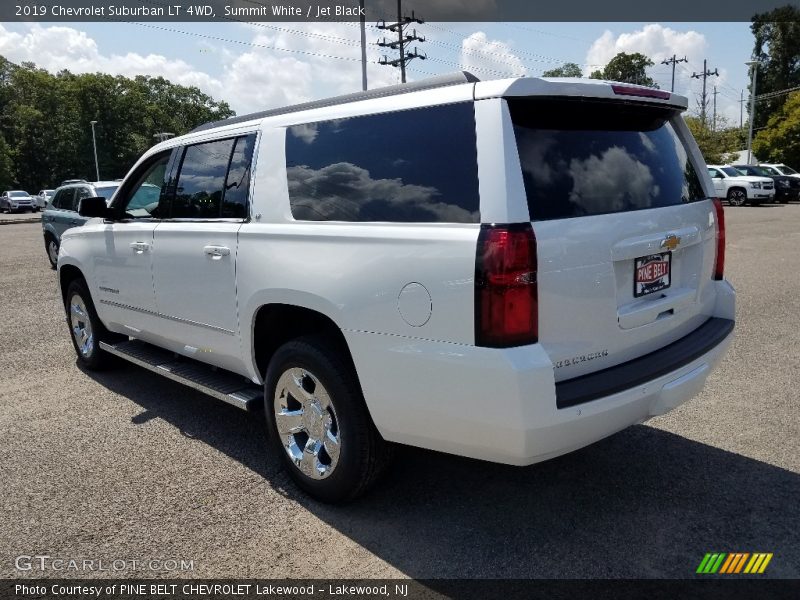 Summit White / Jet Black 2019 Chevrolet Suburban LT 4WD