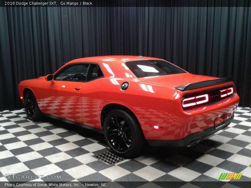 Go Mango / Black 2018 Dodge Challenger SXT