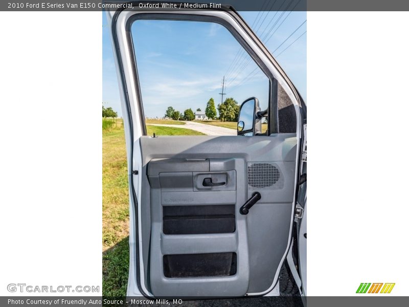 Oxford White / Medium Flint 2010 Ford E Series Van E150 Commercial