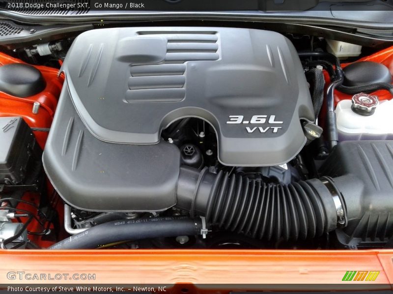 Go Mango / Black 2018 Dodge Challenger SXT