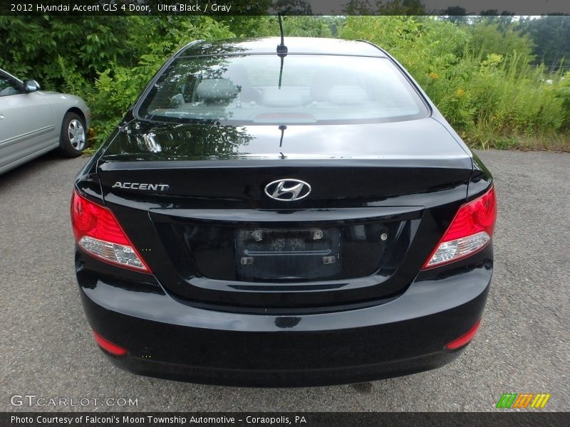 Ultra Black / Gray 2012 Hyundai Accent GLS 4 Door